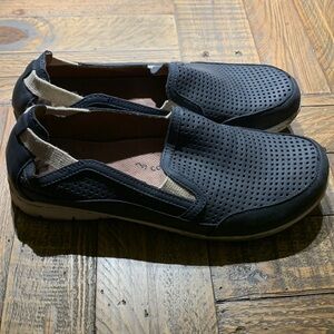 B.O.C. Shoes size 9